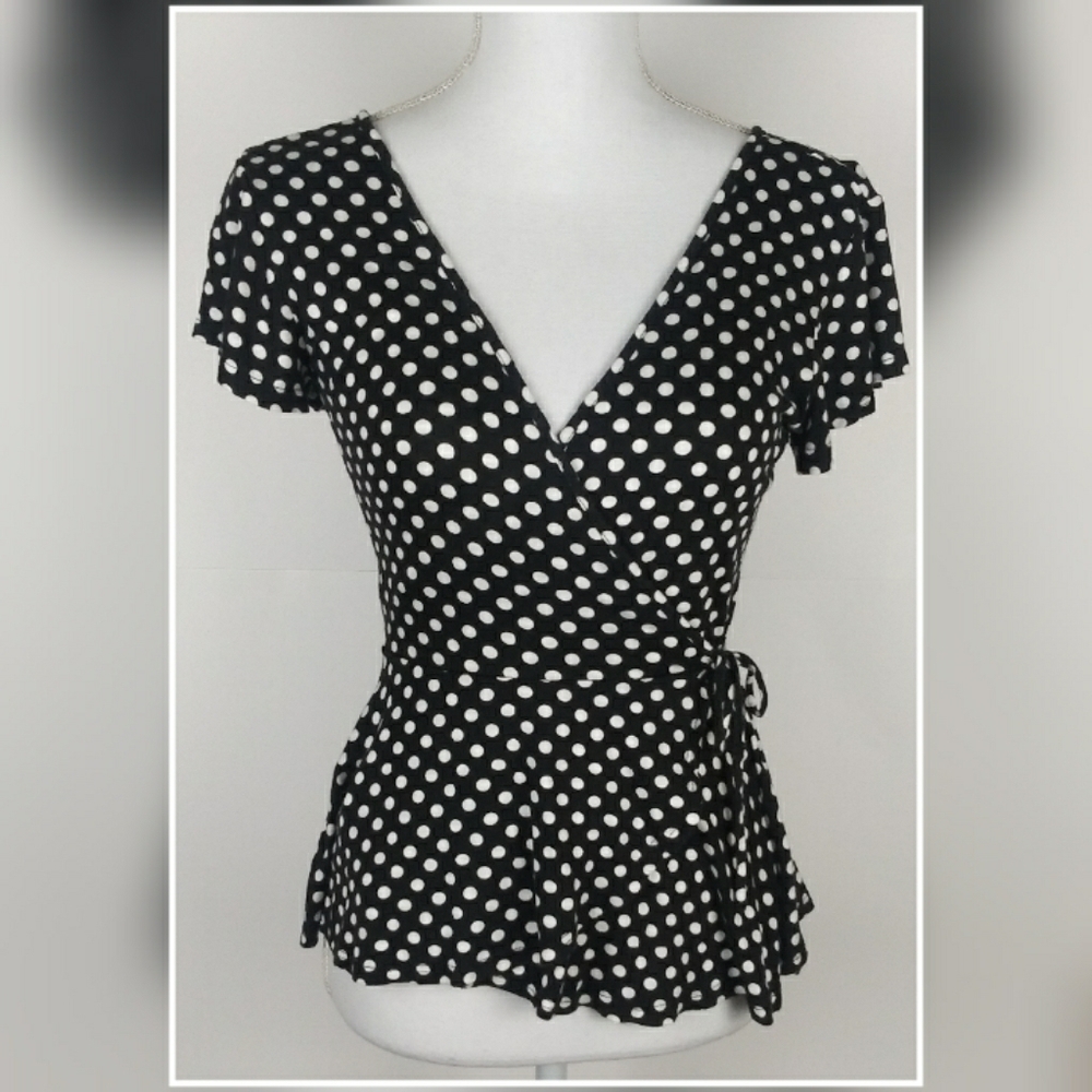 Good luck Gem polka dot wrap tie top size S